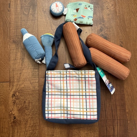 NWT adventure play set Pillowfort toy faux wood logs torch map camping - Picture 7 of 8